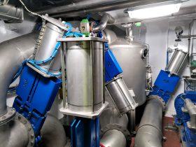 Wave Crest Vacuum Tank & 14" pipework 1