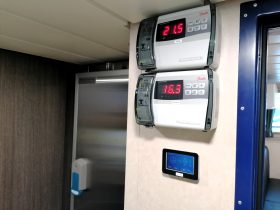 Wave Crest Temperature Controller for Chill Room & Freezer